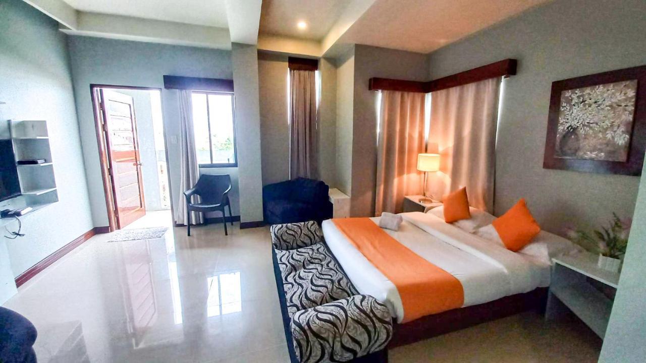 Pacific Waves Inn Baler Bagian luar foto