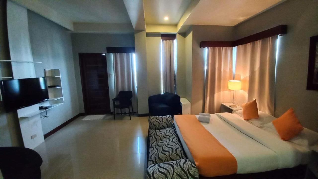 Pacific Waves Inn Baler Bagian luar foto