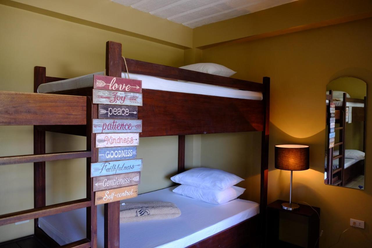 Pacific Waves Inn Baler Bagian luar foto